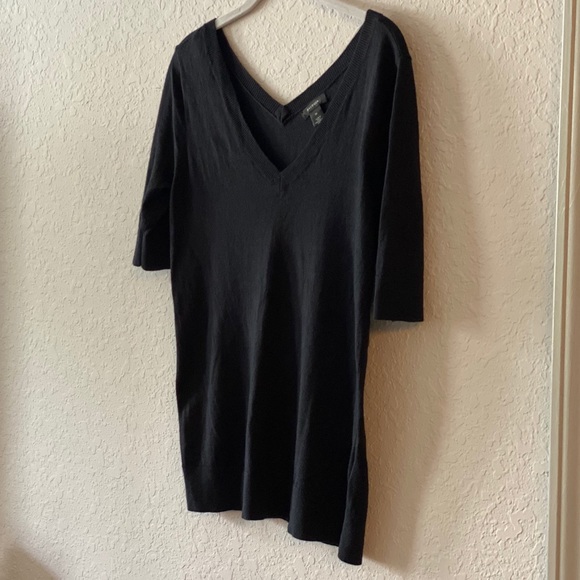 Halogen V-Neck T-Shirt - Picture 1 of 11